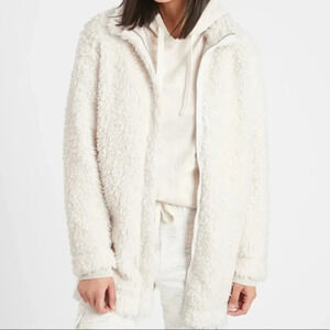 Banana Republic Sherpa